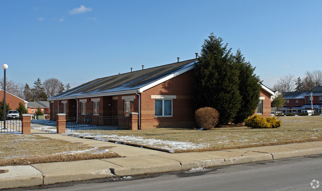 Building Photo - 4010-4030 Old Frederick Rd