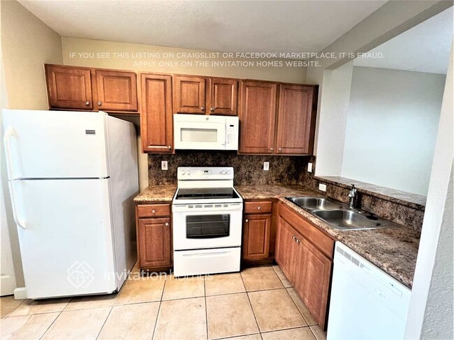 Foto del edificio - 6022 Woodlands Blvd