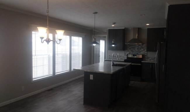 Building Photo - 37269 Burrstone Ln