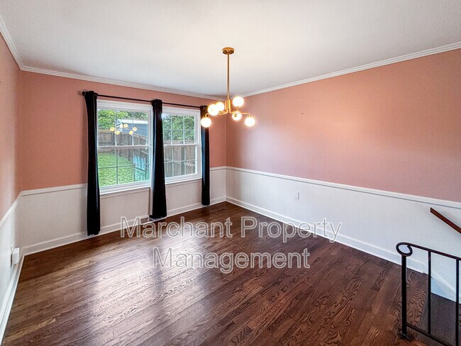 Foto del edificio - 809 Butler Springs Rd