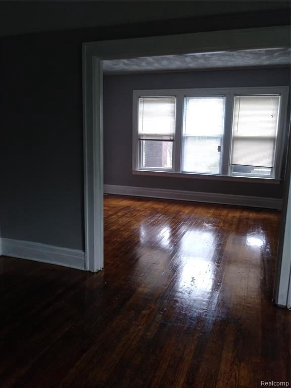 Building Photo - 5029 Dailey Ave