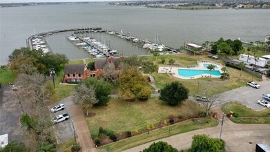 Building Photo - 2662 Sailboat Dr