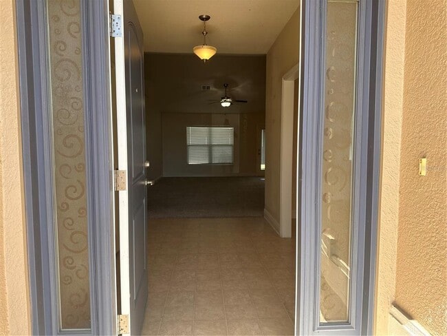 Building Photo - 402 Edith Dr