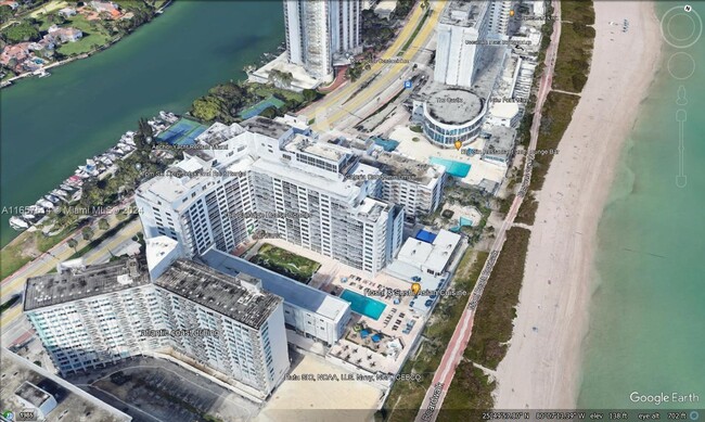 Foto del edificio - 5401 Collins Ave