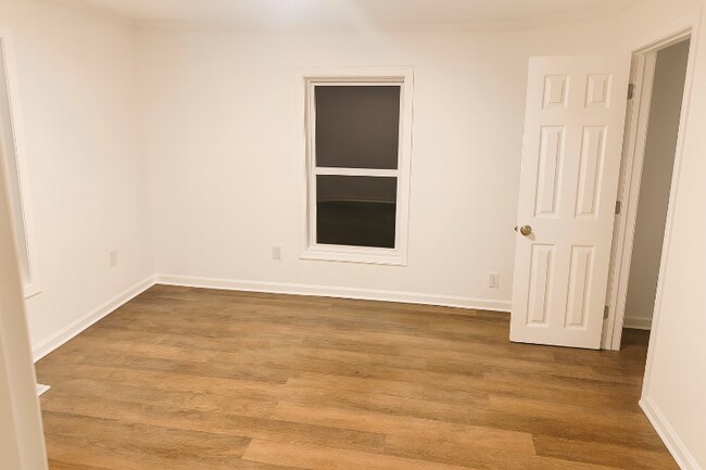 Foto del edificio - 1617 Bradley Pl