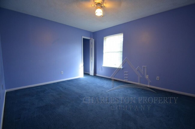 Building Photo - 315 Courtney Round- Summerville
