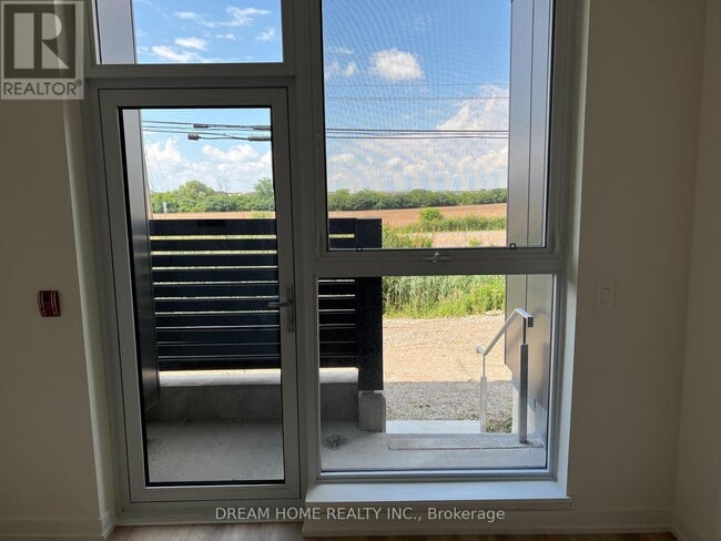 Photo du bâtiment - 335 Wheat Boom Dr.