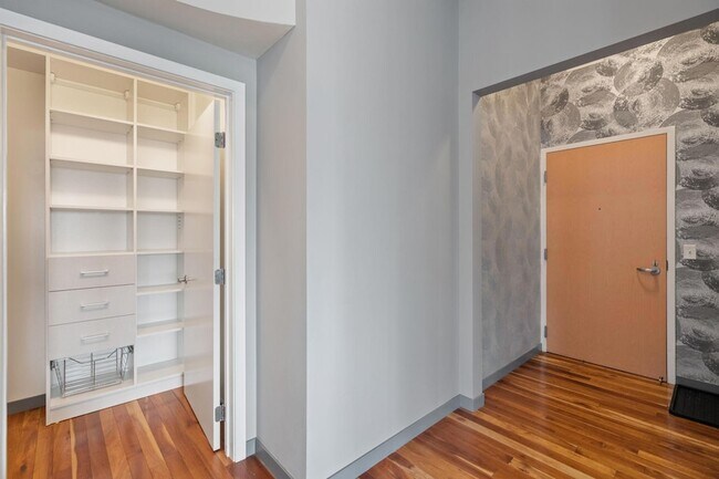 Foto del edificio - 929 Portland Ave