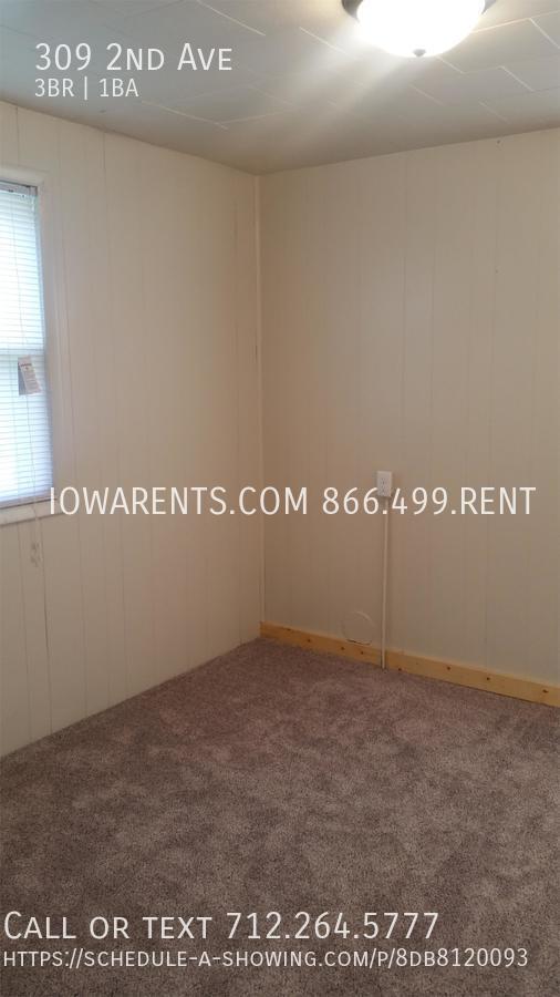 Building Photo - 309 2nd Ave