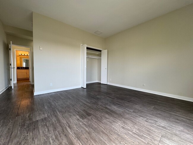 Interior Photo - Windsor Place Apartments