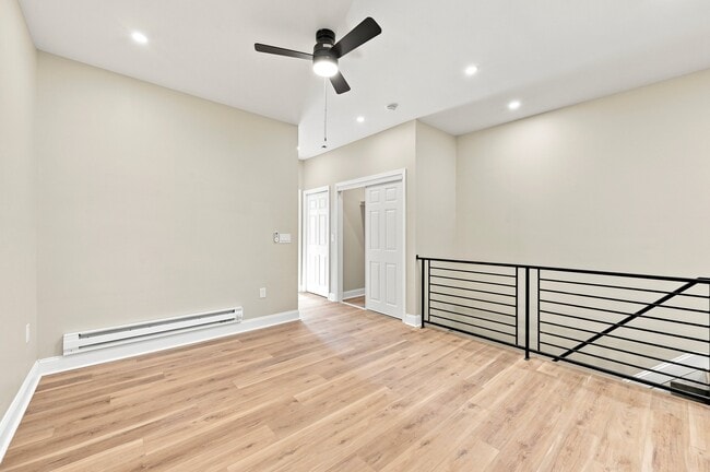Building Photo - 872 N 46th St