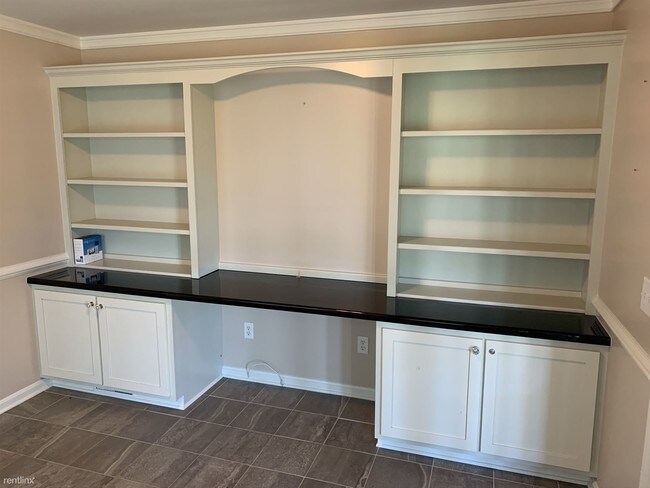 Foto del edificio - 4 br, 3 bath House - 51 Thornhill Court