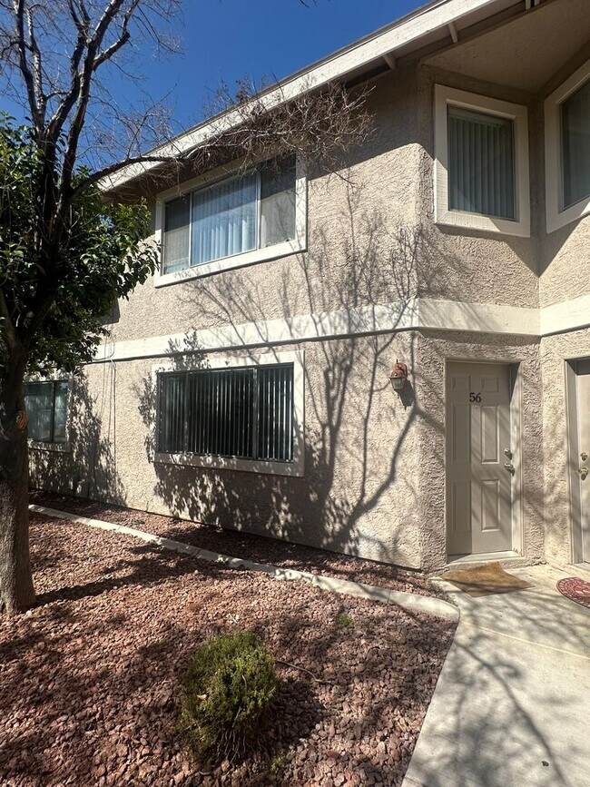 Building Photo - 100 S Crestline Dr
