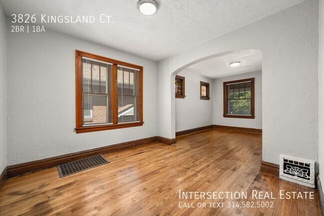 Building Photo - Charming 2 Bedroom/1Bath Bungalow on a qui...