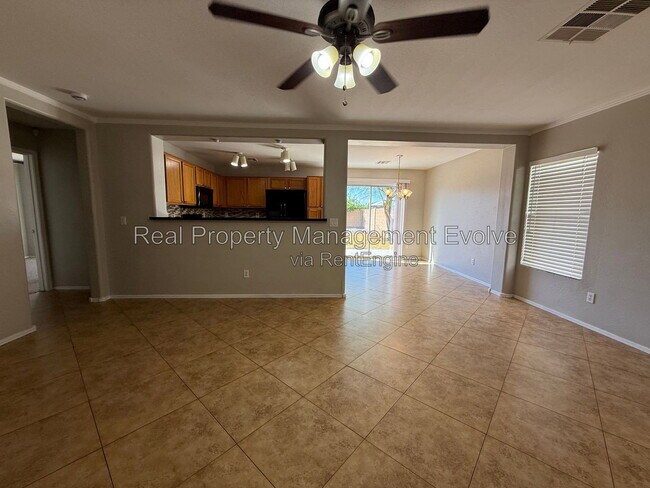 Foto del edificio - 22621 W Yavapai St