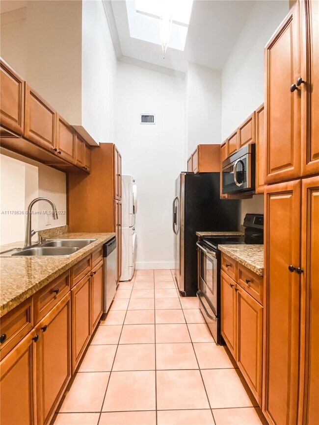 Building Photo - 10103 SW 134th Pl  0 Miami Fl 33186
