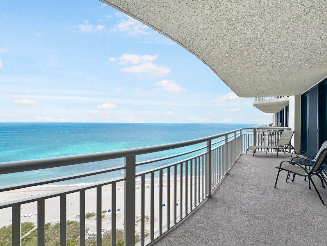 Foto principal - 3000 N Ocean Dr