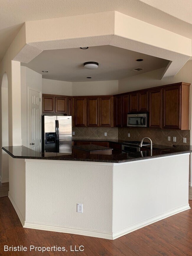 Foto del edificio - 3 br, 2 bath House - 3912 Harvey Penick