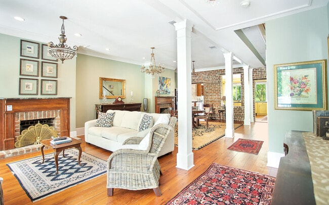 Building Photo - 435 Tattnall St