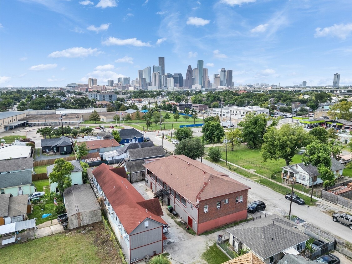 Primary Photo - 2316 Freeman St