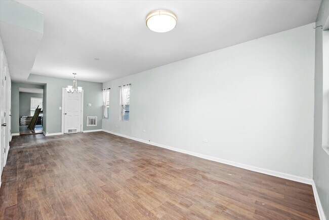 Foto del edificio - 2230 W 24th St