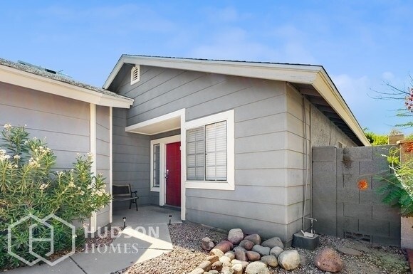 Building Photo - NOW AVAILABLE! - 4327 W Tonto Rd, Glendale...