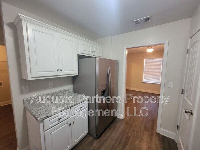 Building Photo - 1330 Crawford Creek Pl