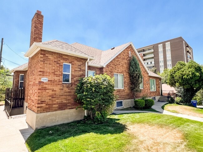 Building Photo - 1040 E 500 S