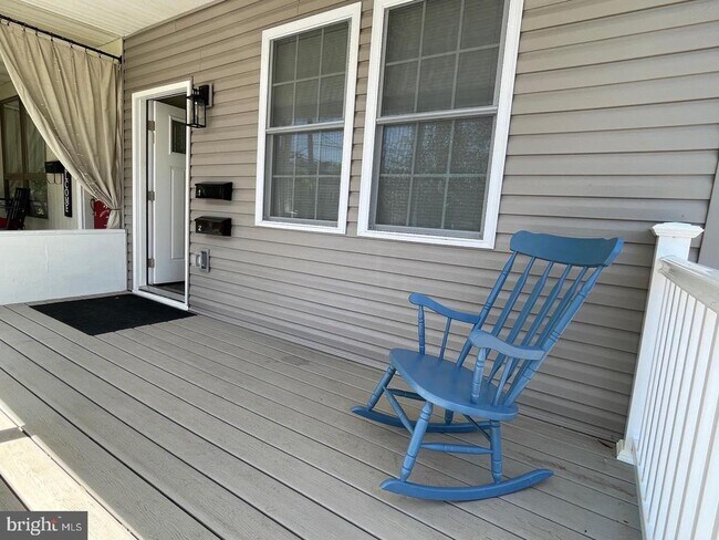 Foto del edificio - 250 W Bridge St