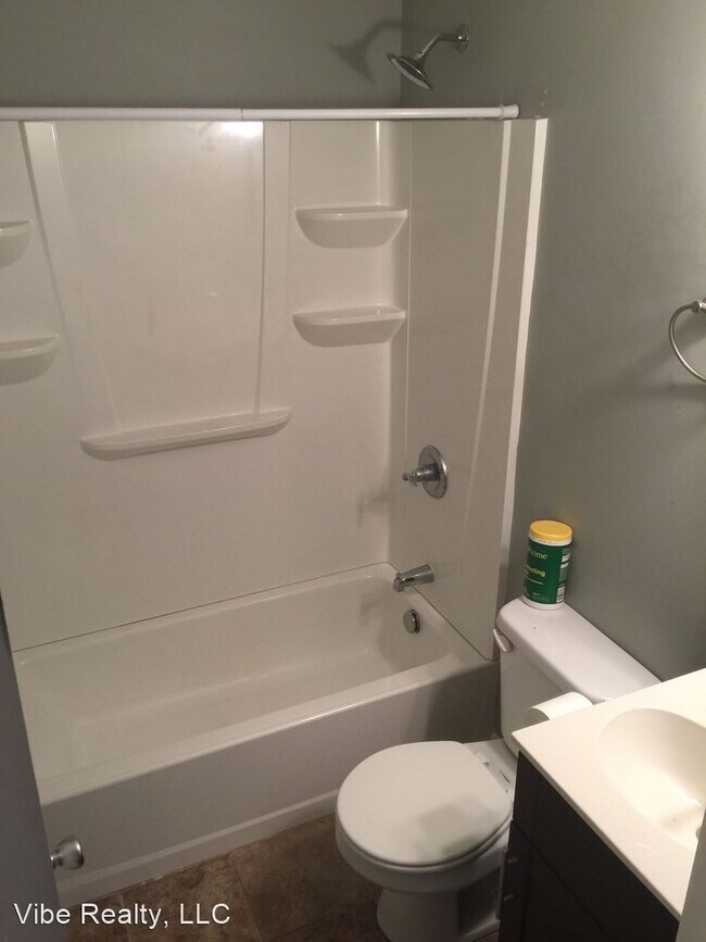 Foto del edificio - 2 br, 1 bath House - 189 Briggs Ave