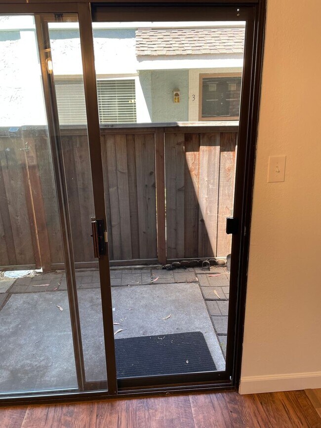 Foto del edificio - Close to Capitola / Easy Highway Access