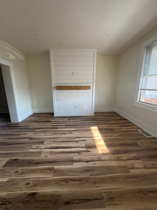 Foto del edificio - 119 E 20th Ave