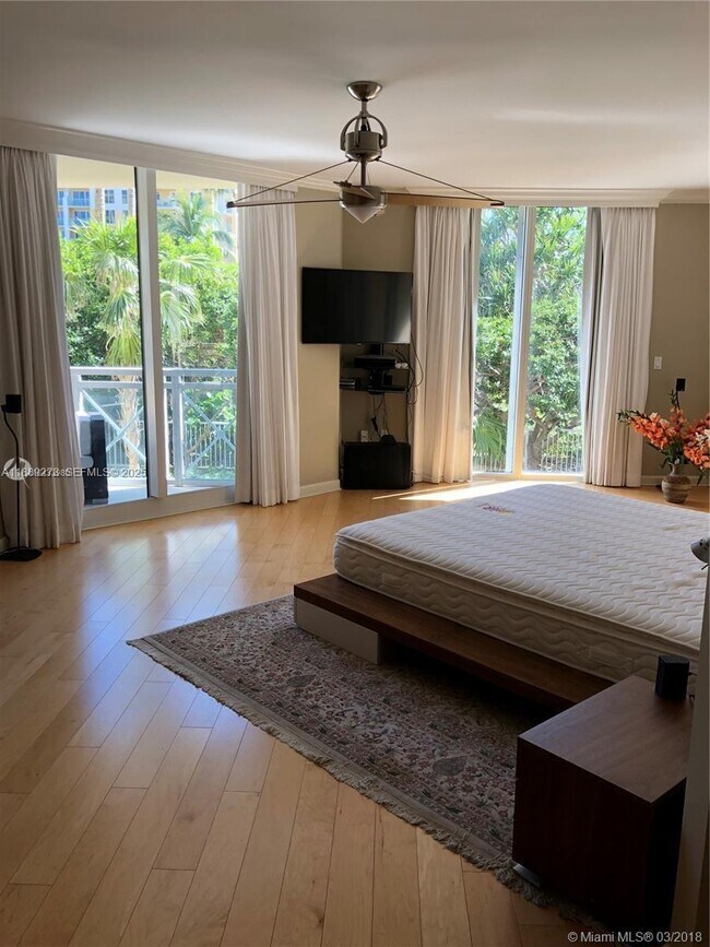 Foto del edificio - 430 Grand Bay Dr