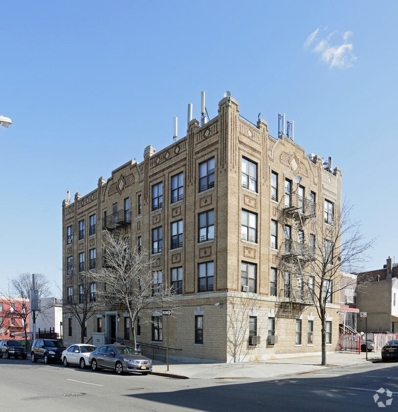 Primary Photo - 175 Saratoga Ave