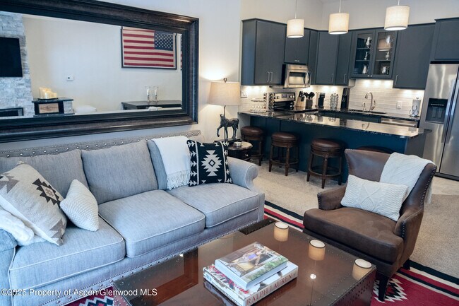 Foto del edificio - 700 S Monarch St