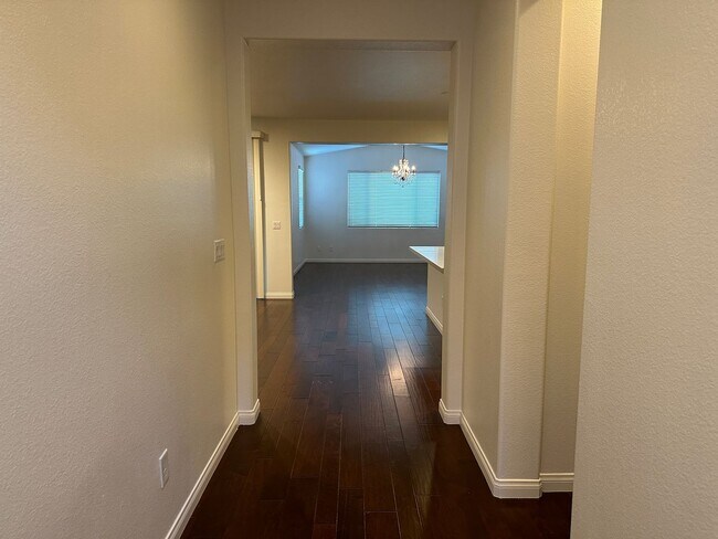 Building Photo - SUMMERLIN WEST** GATED COMMUNITY**12320 Ki...