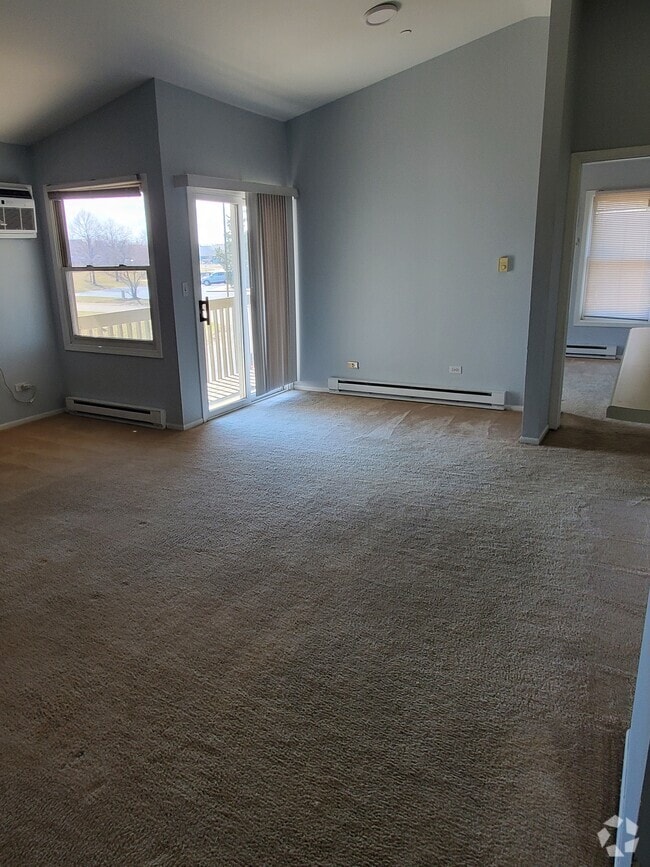 Building Photo - 1373 Cunat Ct