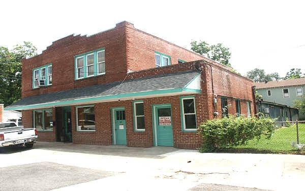 Building Photo - 402-500 Teetshorn St