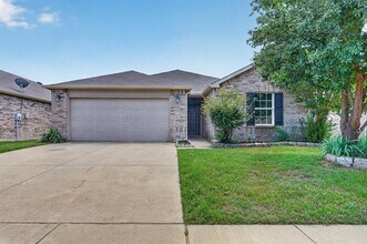Building Photo - 3220 Brixton Dr