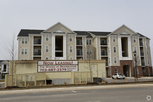 Foto del edificio - The Woods of Brambleton