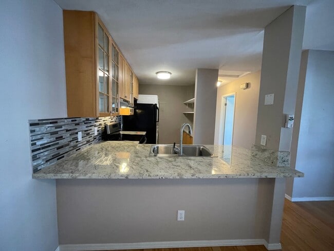 Building Photo - Renovated Napilihau Villages Two Bedroom