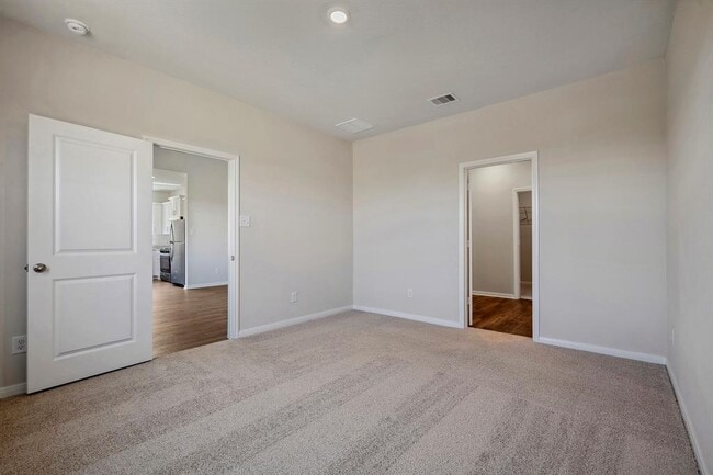 Building Photo - 10363 Red Cardinal Dr