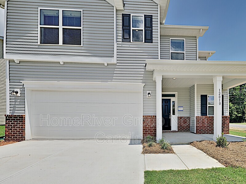 Primary Photo - 12010 Old Dulin Farms Way