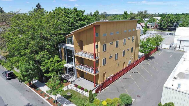 Foto del edificio - 817 E Nora Ave