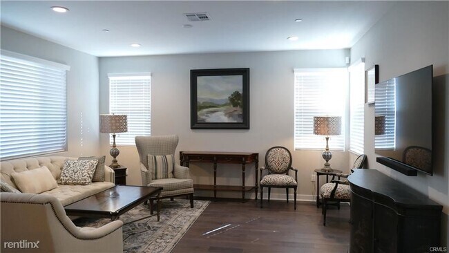 Building Photo - 4 br, 4 bath Townhome - 2054 Mylitta Walk