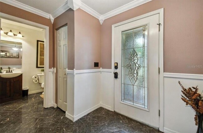 Foto del edificio - 18907 Randall Pl