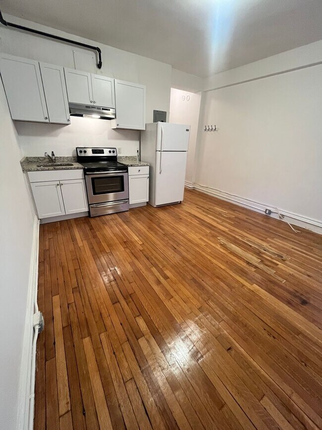 Foto del edificio - 9/1 No Fee! Updated Studio by Northeastern, Symphony