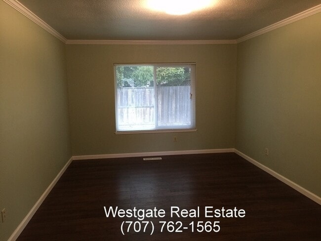 Foto del edificio - 1069 Ely Blvd S