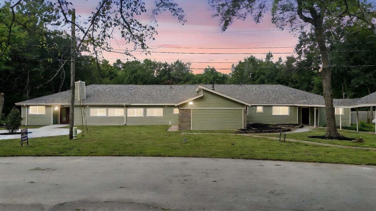 Primary Photo - 1506 Shady Glen Dr