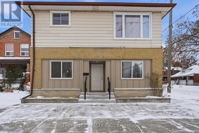 Building Photo - 346 Ashland Ave